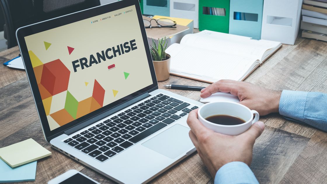 How to Choose the Right F&B Franchise Concept: Bubble Tea vs Coffee vs Fast Casual vs Dessert